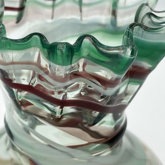 Vtg. Murano Hand Blown Swirl Glass Vase with a Ruffled/Wavy Edge Made In Italy - Picture 8 of 9